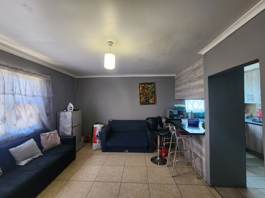 3 Bedroom Property for Sale in Park Village Western Cape